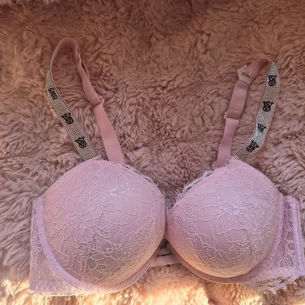 Victorias Secret Pink Lace Push-Up Bra - Women’s Intimates